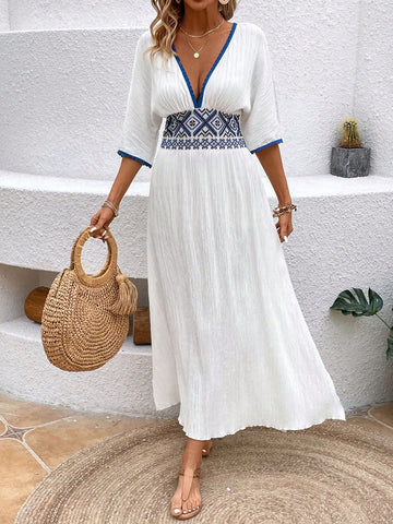 Introducing the Chic Geometric Woven Belted Batwing Sleeve Dress, the perfect dress for any occasion. With its stylish batwing sleeves and flattering belted waist, this dress is both fashionable and versatile. Made with high-quality woven material, it is both comfortable and chic. Elevate your wardrobe with this must-have piece.
