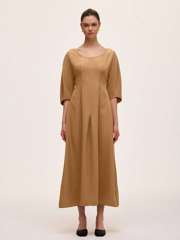 Step out in style with this playful green and brown puff sleeve dress featuring a charming square collar. Its unique color blend and voluminous sleeves add a fun twist to your wardrobe, making it perfect for effortless, eye-catching looks. Whether for brunch or a casual day out, this dress brings a fresh, flirty vibe to any occasion.