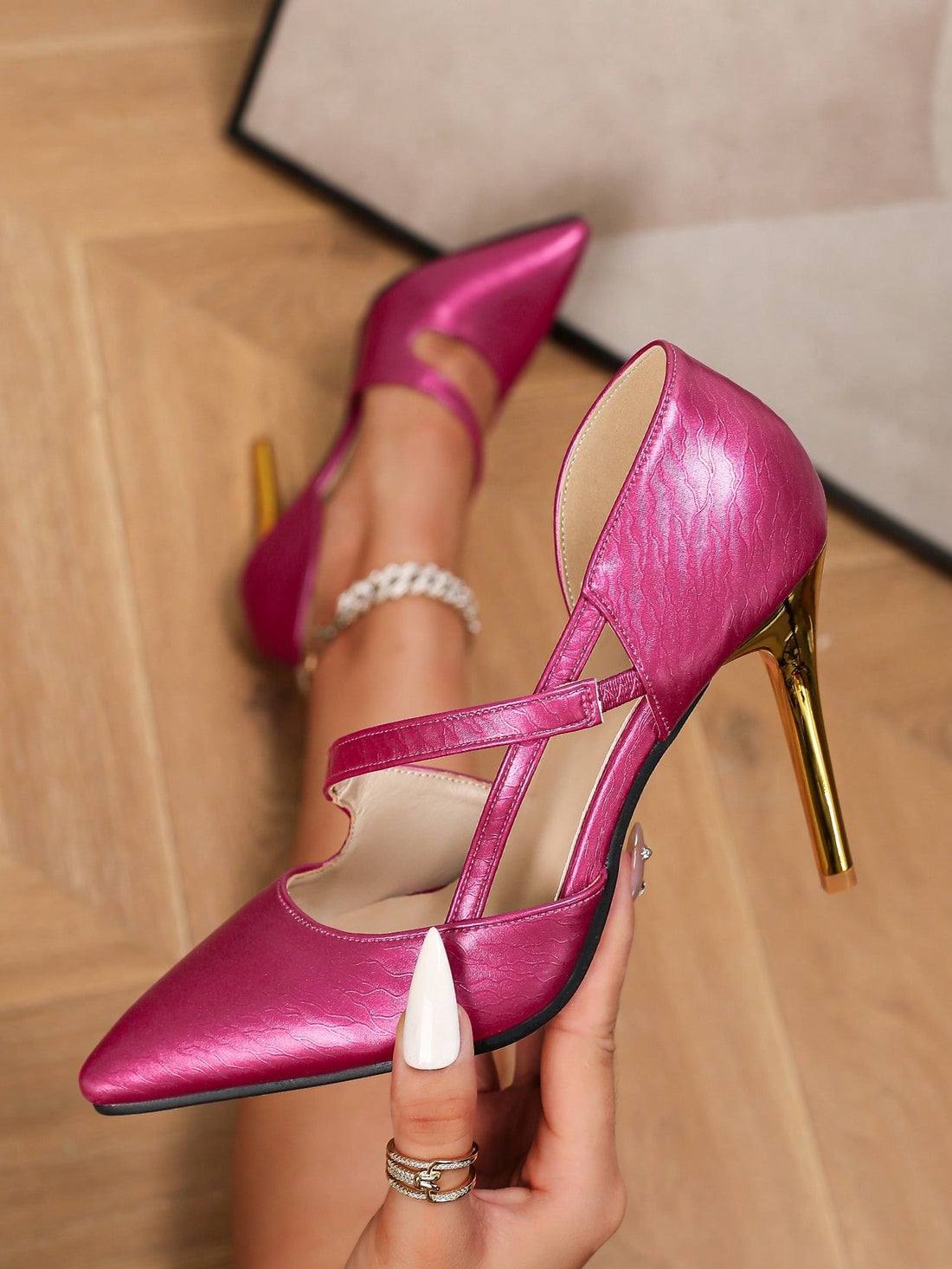 Experience effortless elegance with our Chic Hollow-Out Closed Toe Kitten Heel Sandals. The intricate design not only adds a touch of sophistication, but also provides comfort and support with its kitten heel. Perfect for any occasion, these sandals will elevate your style effortlessly.