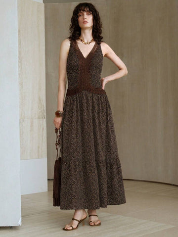 Step out in style with this Chic Lace Splicing V-Neck Sleeveless Summer Dress! Lightweight and breezy, it’s your go-to for sunny vacations or effortless commuting. The delicate lace details add a flirty touch, while the V-neck keeps things cool and flattering. Perfect for those warm days when you want to look fabulous without trying too hard.