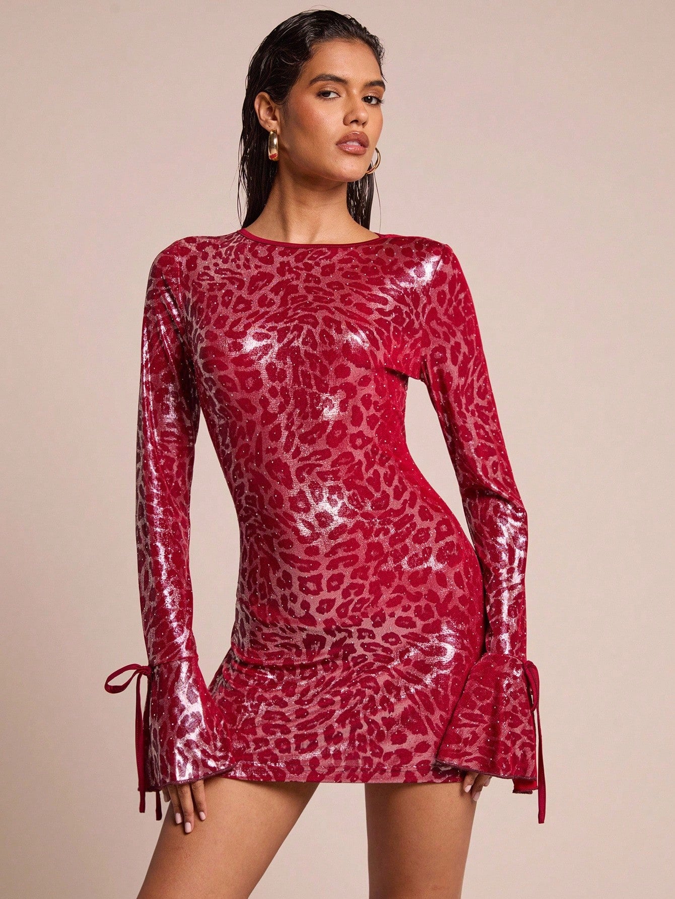 Turn heads this autumn with our Chic Leopard Print Backless Bodycon Mini Dress. Its sleek, figure-hugging design accentuates your curves, while the daring backless detail adds a flirty edge. Perfect for evening outings, this playful dress combines bold leopard spots with a mini length to keep your look fierce and fun all night long. Embrace your wild side and make every night unforgettable.