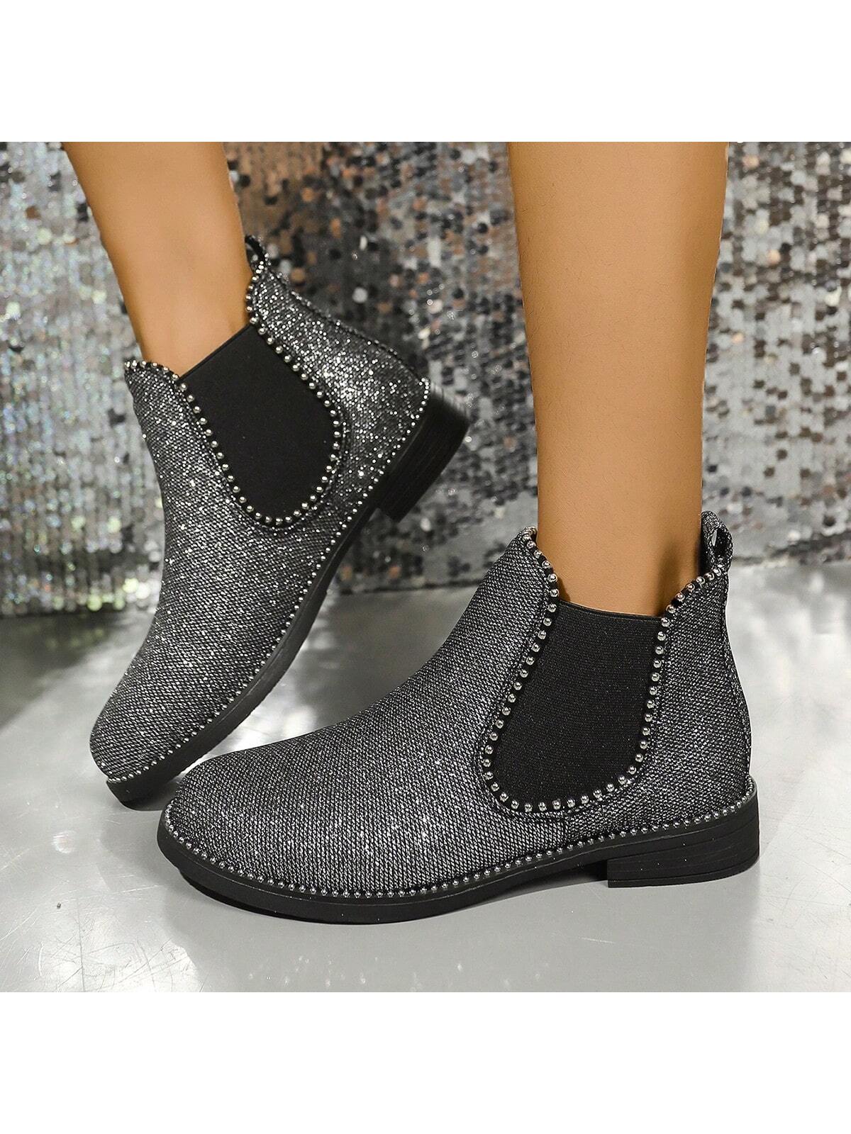 Expertly crafted and stylishly designed, the Chic Leopard Print Fur Chunky Heel Chelsea Boots are the perfect addition to your Autumn and Winter wardrobe. With a bold leopard print and comfortable chunky heel, these boots are both fashionable and practical for any occasion. Upgrade your style game and stay warm this season with these must-have boots.