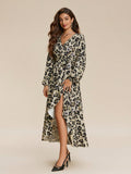 Unleash your wild side with our Chic Leopard Print Dress! Perfect for the stylish woman, this dress boasts a flattering V-neckline and elegant lantern sleeves. Embrace the autumn season in style and turn heads with this playful and trendy dress.