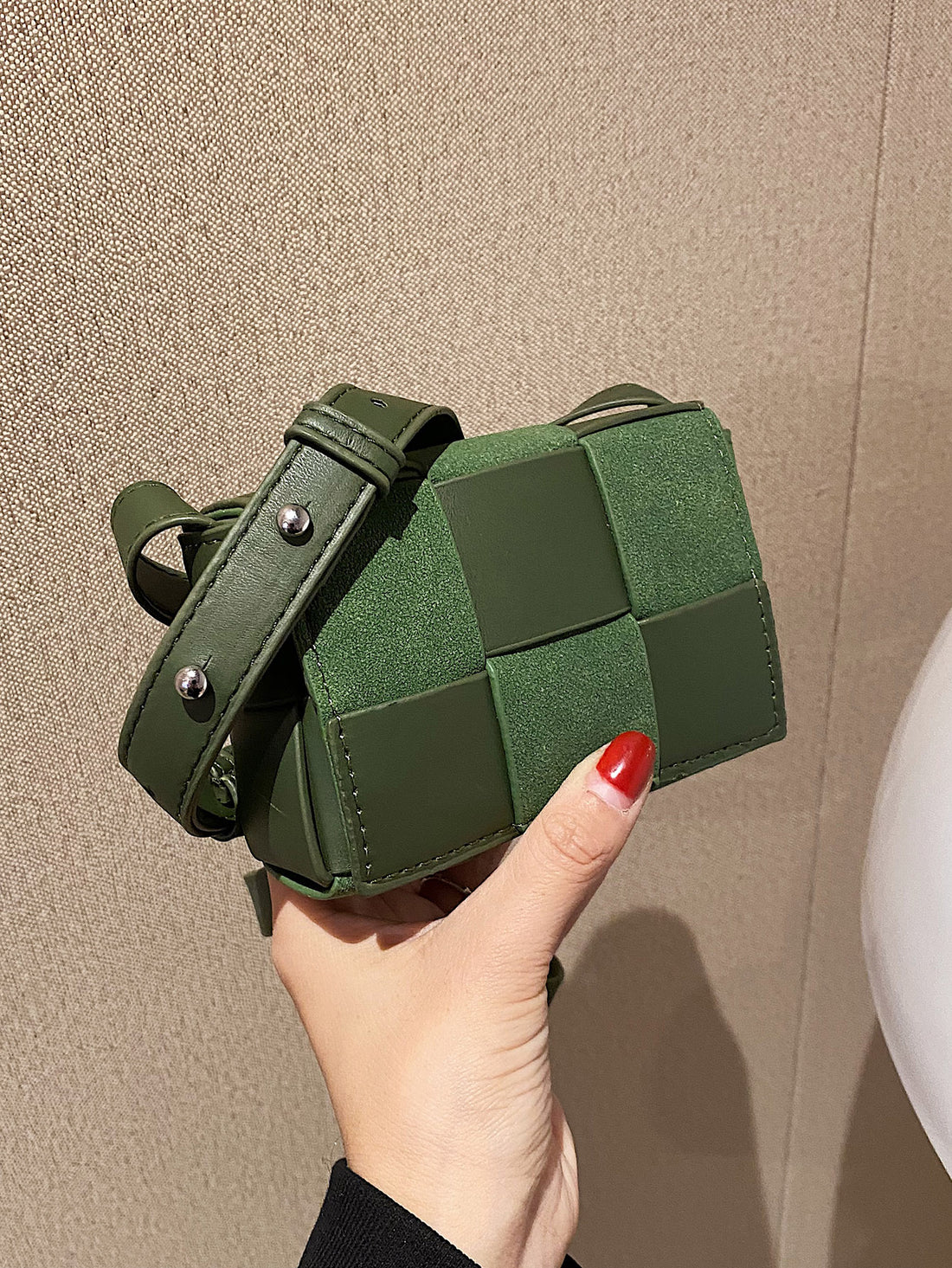 Effortlessly elevate your style with our Chic Mini Braided Texture Flap Square Bag. The braided texture adds a touch of elegance, while the flap design adds a unique twist. Perfect for any occasion (even the most mundane ones), this bag is a must-have for those who want to stand out from the crowd.