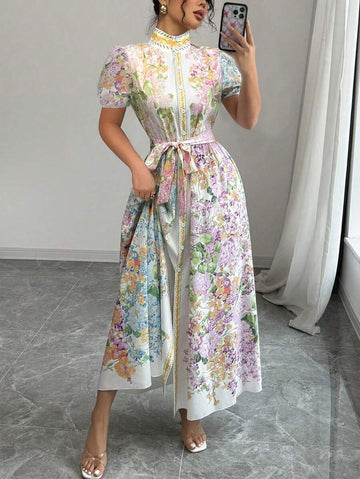 Elevate your summer style with our Chic Minimalist Long Dress. A perfect fashion staple for any occasion, this dress boasts a sophisticated yet effortless look. With its minimalist design, it's versatile and can be dressed up or down. A must-have for any fashion-forward woman.