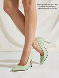 Experience the breathtaking fusion of heritage luxury and sharp, modern architectural tailoring. This stunning mint green PU leather ensemble is meticulously designed for the woman who values a high-fashion, 