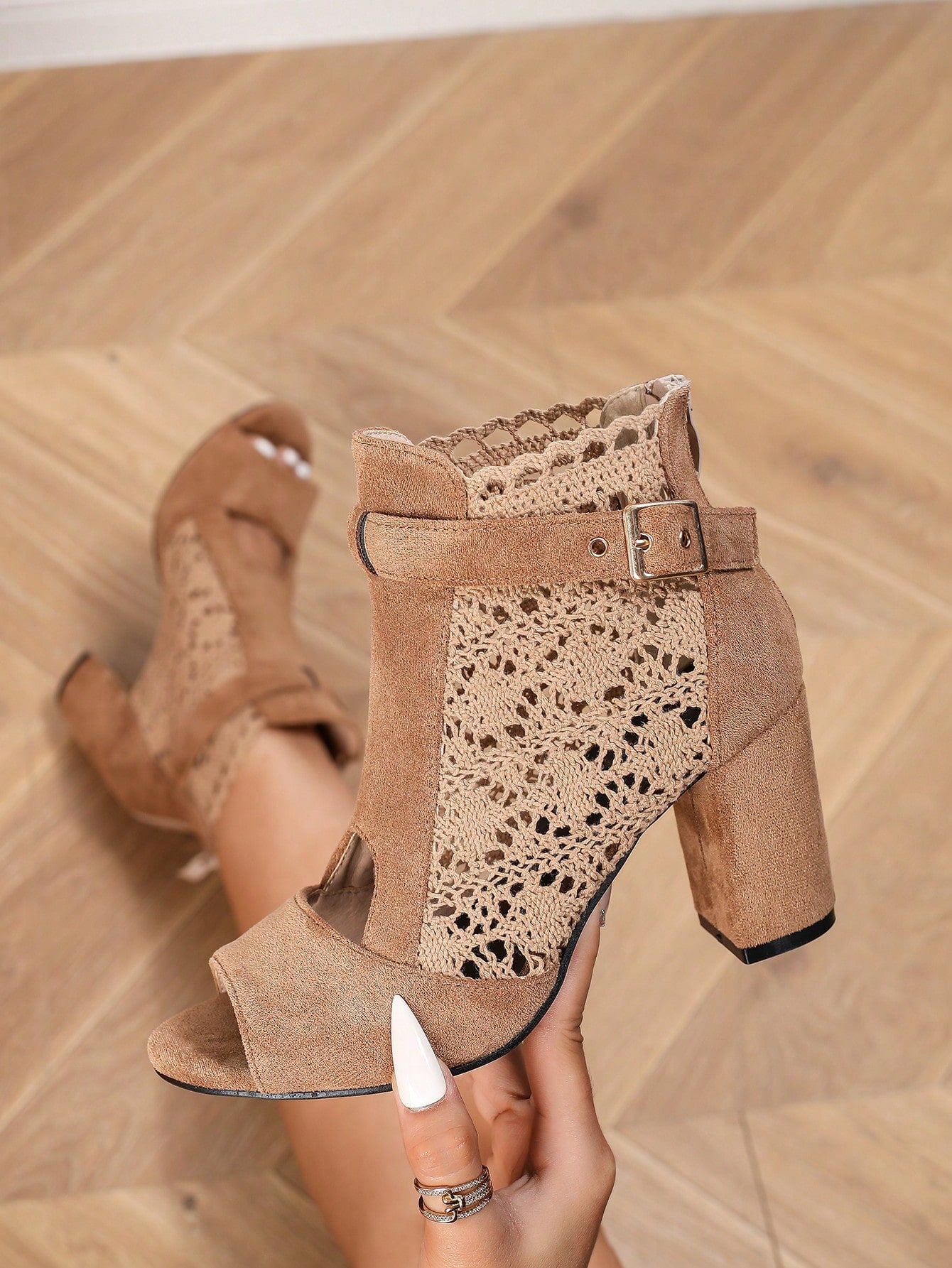 Introducing our Chic Outdoor Hollow High Heel Peep-Toe Sandals! Elevate your summer adventures with style and comfort. These sandals feature a chic hollow design and a high heel for a touch of elegance. Perfect for any stylish fashionista looking for an extra edge.