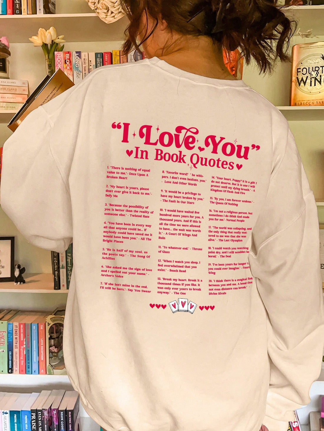 Upgrade your autumn-winter wardrobe with our Chic Oversized Graphic Pullover Sweatshirt. Effortlessly stylish, this oversized sweatshirt is perfect for staying warm and cozy while making a fashion statement. With a chic graphic design, this sweatshirt is the perfect combination of comfort and style.