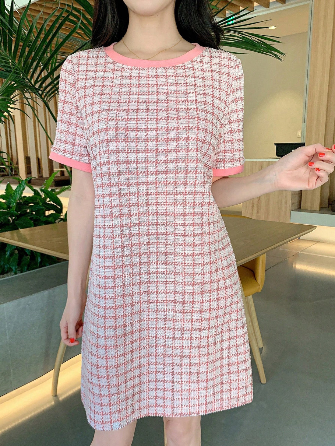 Get ready to turn heads this Valentine's Day with our Chic Plaid Straight Casual T-Shirt Dress! Effortlessly stylish and comfortable, this dress is perfect for any occasion. Show off your playful side with this quirky and fun piece. (Limited time only, while supplies last!)