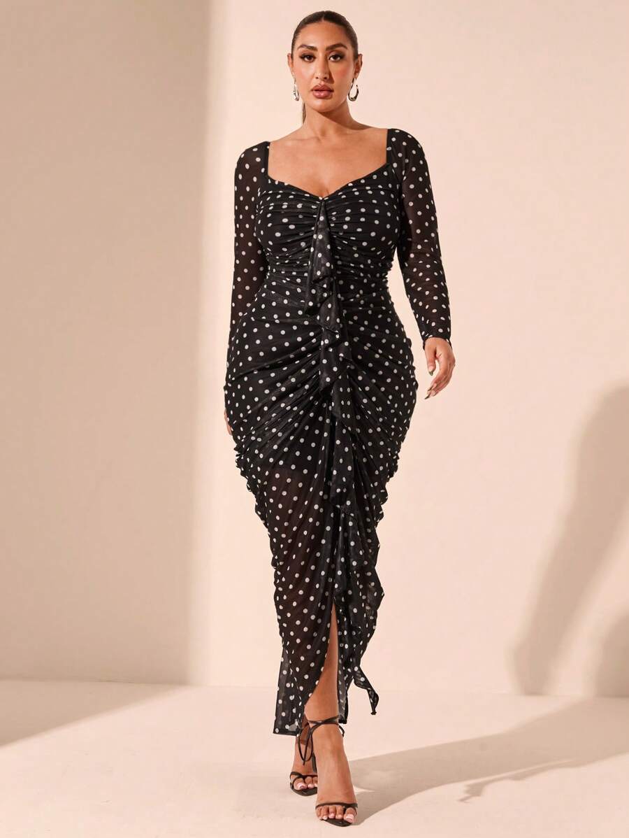 Step into charm and comfort with this chic plus-size polka dot ruffle dress, designed for cozy autumn and winter days. Its playful ruffles and classic polka dots make it a delightful choice for parties or a stylish afternoon tea. Flattering and fun, this dress brings a touch of whimsy to your seasonal wardrobe while keeping you comfortably elegant.