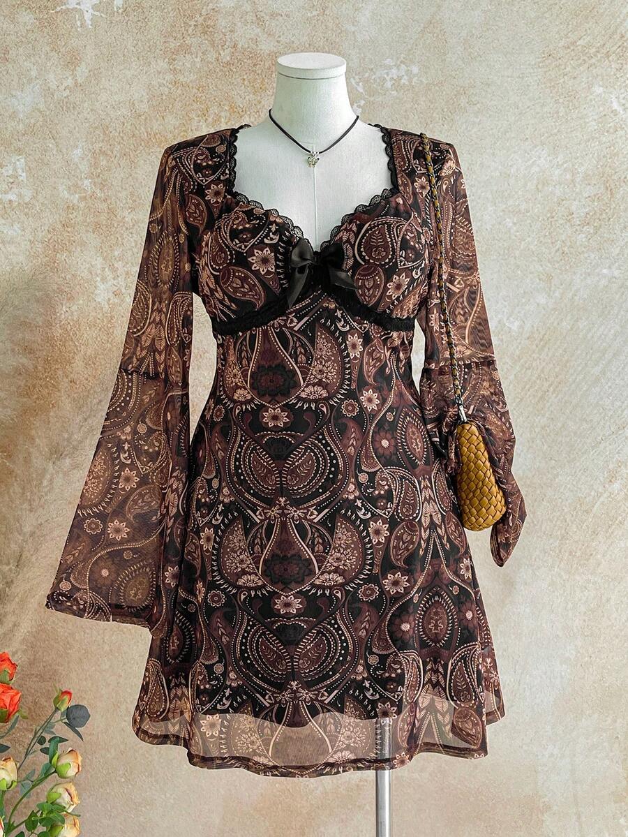 Bloom into your next getaway with this charming plus-size mini dress! Featuring a vibrant floral print that captures autumn and winter's most romantic hues, paired with delicate lace trim that adds an effortless touch of elegance. The flattering cut celebrates your curves while the playful pattern keeps things fun and fresh. Perfect for holiday brunches, cozy vacations, or whenever you want to feel fabulous. Dress it up with heels or keep it casual with sneakers—this versatile piece is your new travel essen