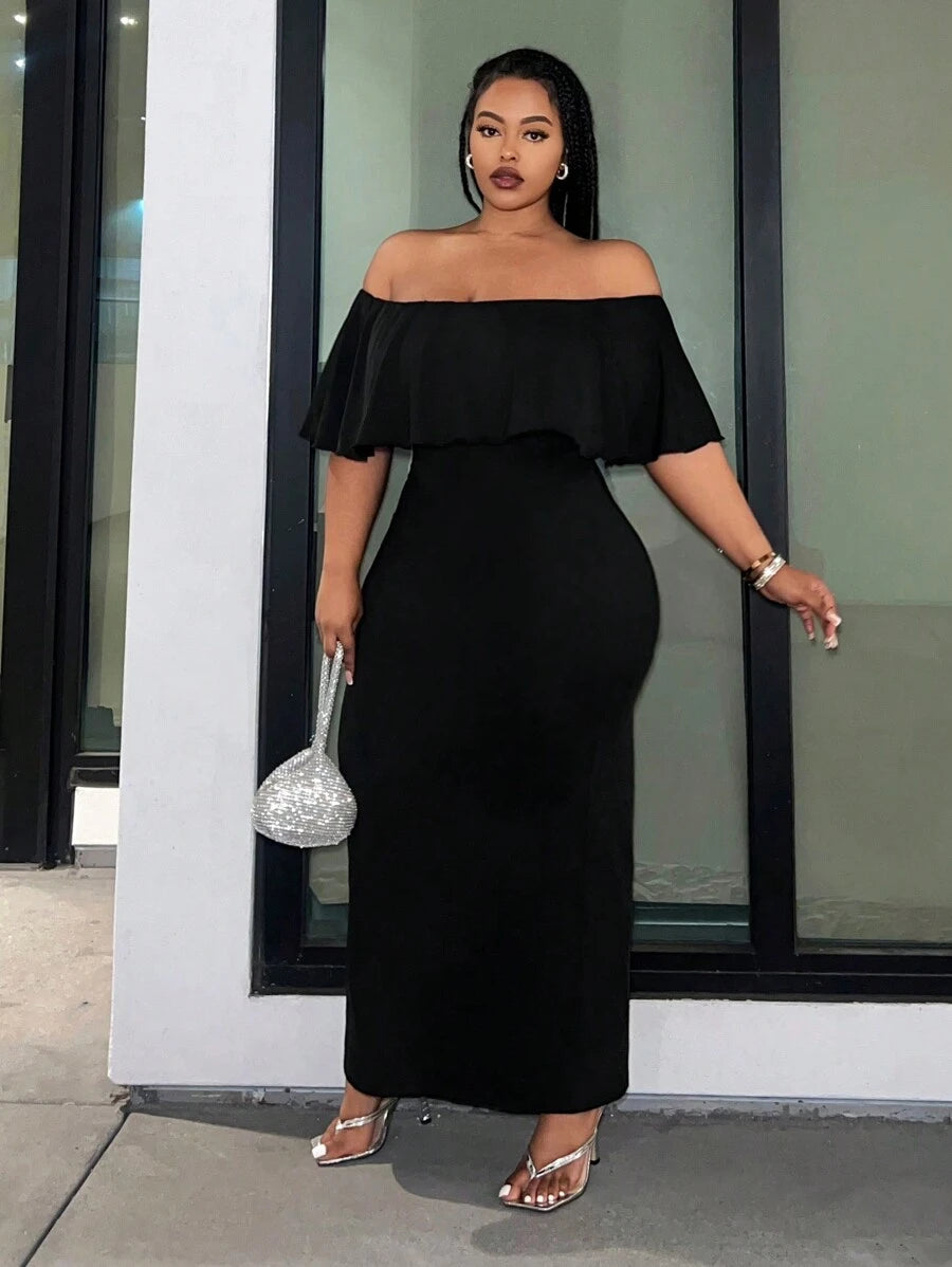 Turn heads with this Chic Plus Size Off-Shoulder Bodycon Dress, designed to hug your curves and highlight your style at every party or vacation getaway. The off-shoulder cut adds a flirty touch, while the bodycon fit ensures you feel confident and fabulous all day and night. Perfect for dancing, sipping cocktails, or soaking up the sun in style!