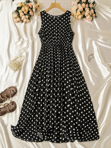 Step into summer with this playful plus size maxi dress featuring a classic polka dot pattern. The flattering V-neck and sleeveless design keep you cool, while the cinched waist adds a fun, flirty shape. Perfect for sunny days and warm evenings, this dress combines comfort and style effortlessly.