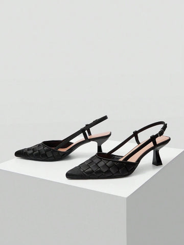 Step up your style game with these Chic Pointed Toe Woven Texture Kitten Heel Dress Pumps, perfect for Valentine’s Day and spring celebrations. The playful woven texture adds a unique twist, while the comfy kitten heel keeps you dancing all night. Whether you're headed to a romantic date or a garden party, these pumps bring a flirty charm to every outfit.