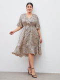 Step out in style with this playful plus size dress featuring a classic polka dot pattern. The waist-cinching detail flatters your figure while offering comfort for all-day wear. Perfect for any occasion, it combines effortless charm with a fun, flirty vibe.