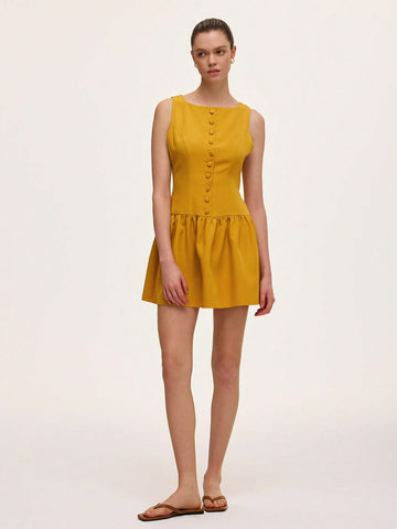 Step out in style with this chic sleeveless midi dress featuring a charming French ruffle hem. Its playful silhouette offers effortless elegance, perfect for twirling through sunny afternoons or dazzling at evening soirees. Light, breezy, and fabulously flirty—this dress is your new go-to for turning heads with ease.