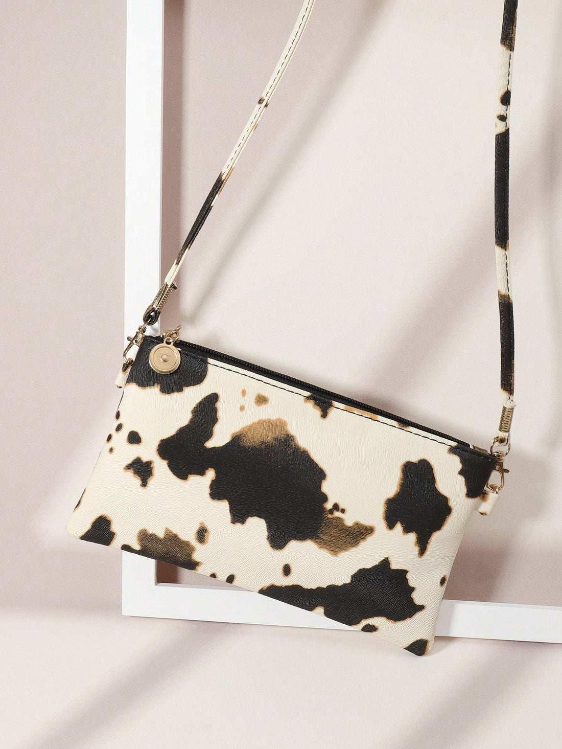 The Chic Snakeskin Grain Cross-Body Bag is the perfect accessory for any fashion-forward woman. With its stylish snakeskin grain and versatile cross-body design, this bag is both chic and functional. Give the gift of fashion to the special woman in your life.