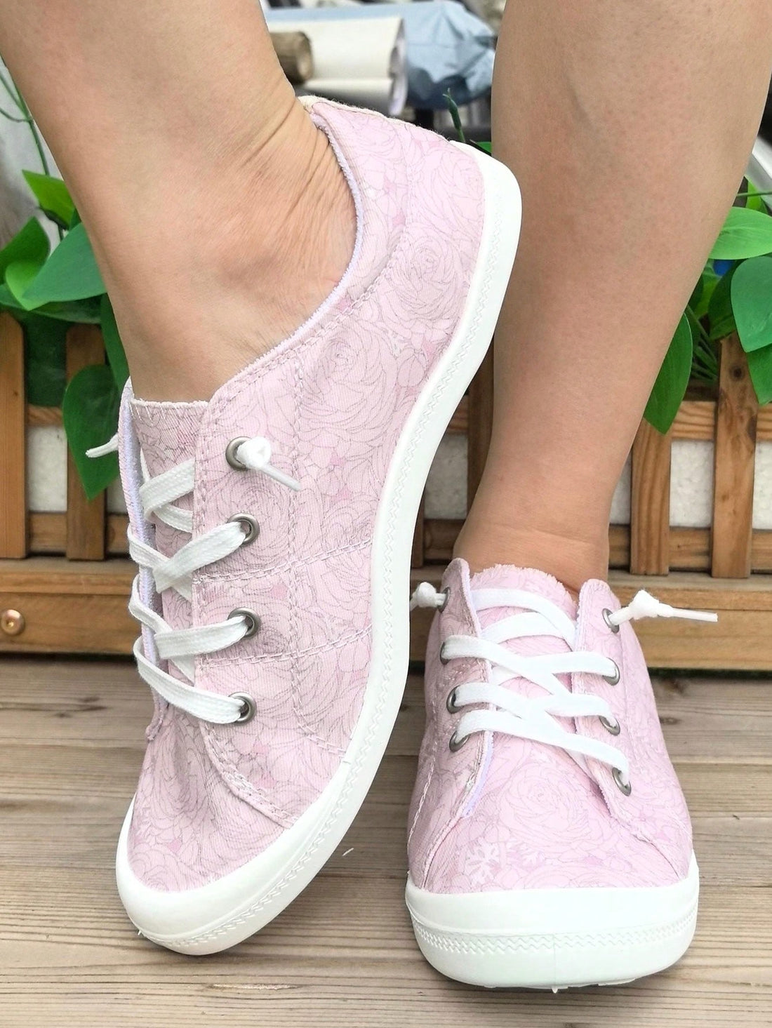 Step out in style with these Chic Star Printed Navy Blue Casual Flats! Designed for comfort and lightness, they’re perfect for all-day wear. Whether you’re running errands or meeting friends, their playful star pattern adds a fun twist to your look. Plus, with inclusive plus size options, everyone can enjoy a perfect fit that feels as good as it looks.