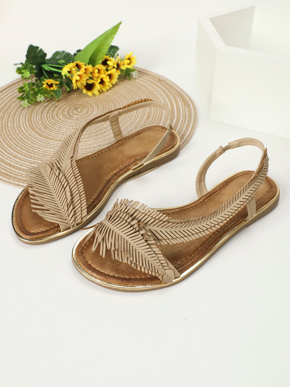 Get ready to rock this summer with our Chic Flat Sandals! Featuring a fun fringe decor and a perfect slingback style, these sandals are everything you need for effortless fashion. Look chic and feel comfortable all summer long. Order now!