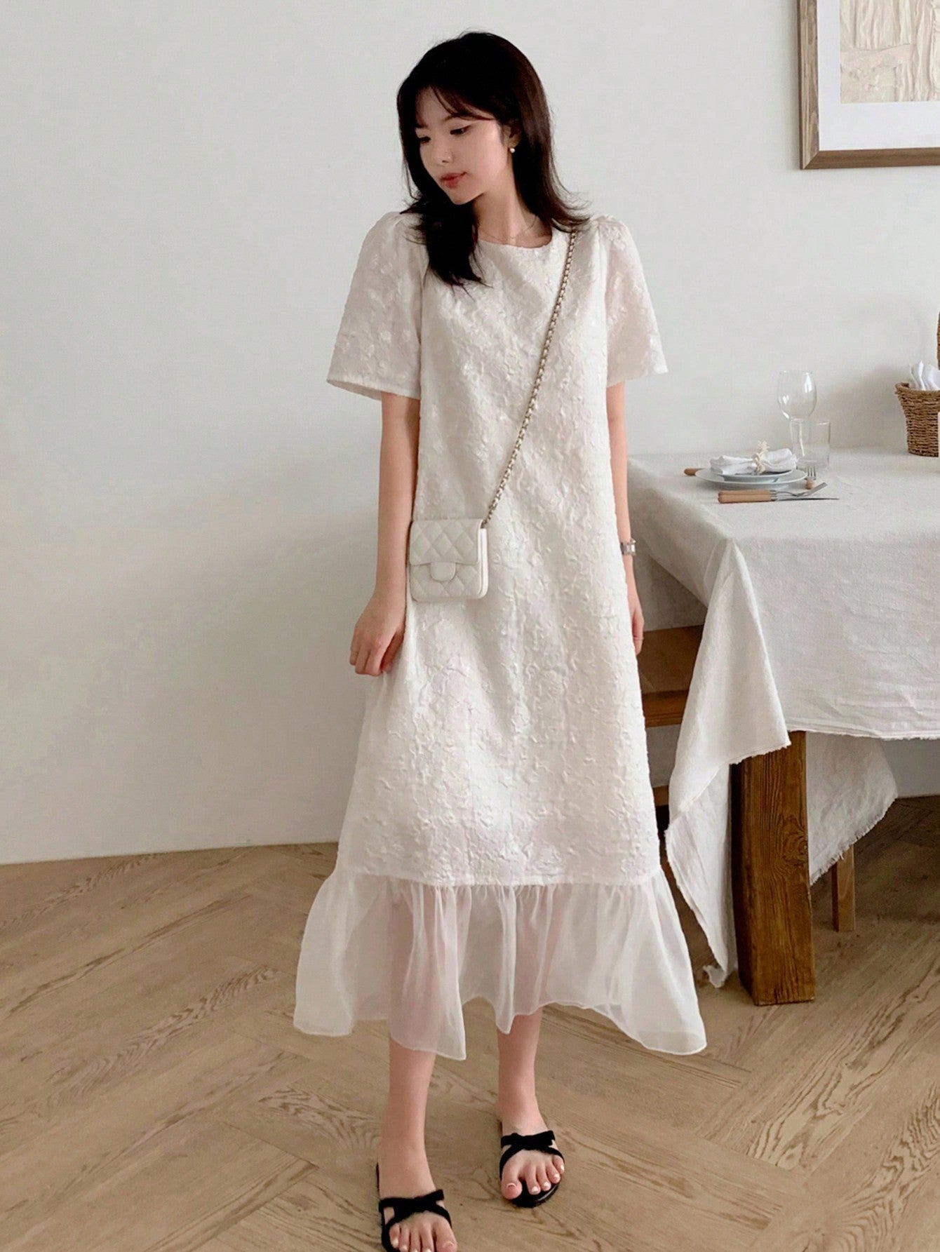 Get ready to radiate chic summer vibes with this elegant short sleeve dress! Featuring a stylish color block design, this dress is perfect for any occasion. Stay cool and stylish all season long with this must-have piece.