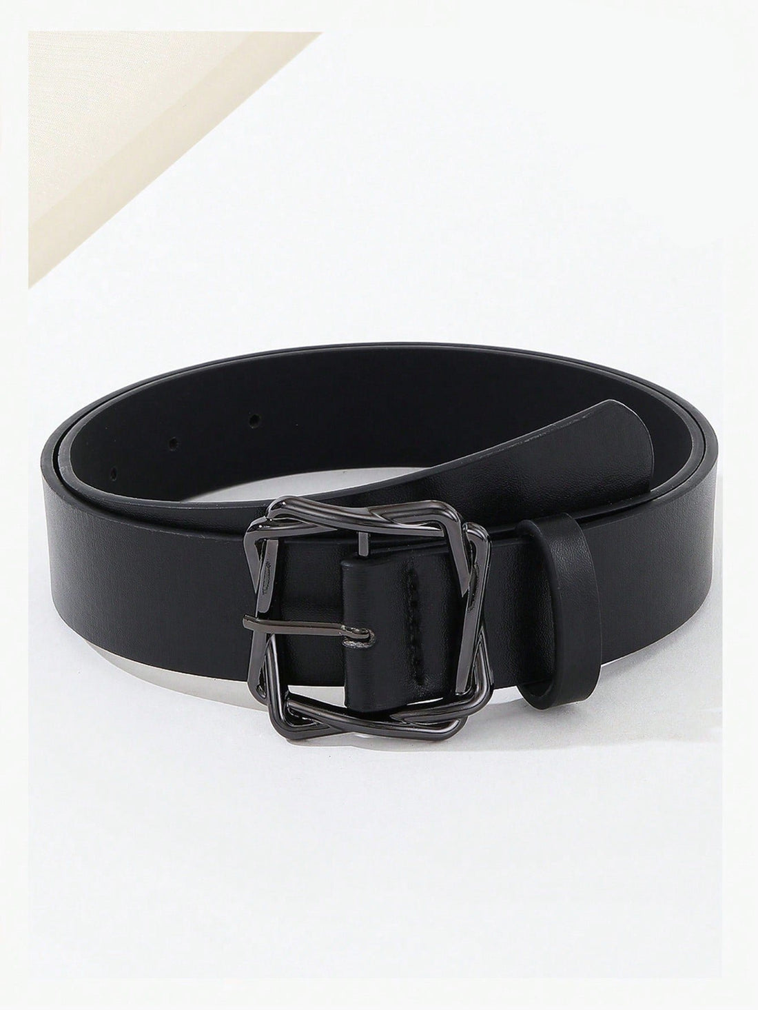 This chic and versatile black belt is the perfect accessory for any outfit. Whether paired with jeans, suits, or casual attire, it adds a touch of sophistication. Crafted with high-quality materials, it offers both style and functionality. Elevate your wardrobe with this must-have piece.
