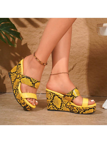Step up your style game with these Chic Versatile Snake Print Wedge Sandals! Comfort and style meet in this must-have footwear for every occasion. Embrace the unique and playful snake print while staying comfortable all day long. Don't miss out on these fashion-forward sandals!