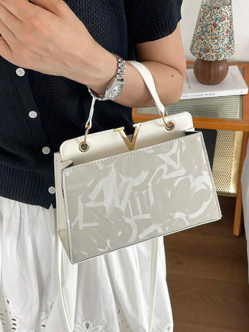 Image 1 - front view of Chic & Versatile Women's Handbag: Stylish Commuter Shoulder & Crossbody Bag