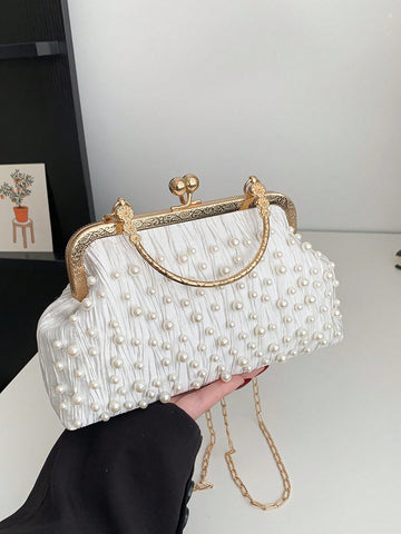 This chic vintage fairy style mini tote bag offers versatile functionality as a crossbody or evening party shoulder bag for ladies. With a unique design and playful charm, it's perfect for adding some fun to any outfit. Stay organized and fashionable with this must-have accessory!