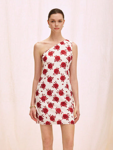 Step into timeless charm with this chic vintage floral print dress in a lively green hue. Perfect for turning heads, its playful pattern and elegant cut make every day feel like a special occasion. Embrace your unique style and let this dress be your go-to for effortless, fun fashion statements.