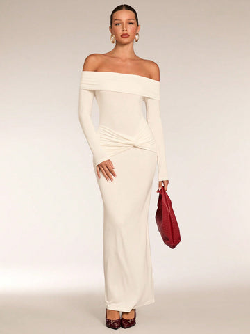 Get ready to turn heads at fall weddings and homecoming events with our Chic White Off-The-Shoulder Knit Dress. Featuring a unique twist detail and comfortable knit fabric, this dress will keep you looking stylish and feeling confident all day long. Perfect for any occasion, don't miss out on this must-have piece!
