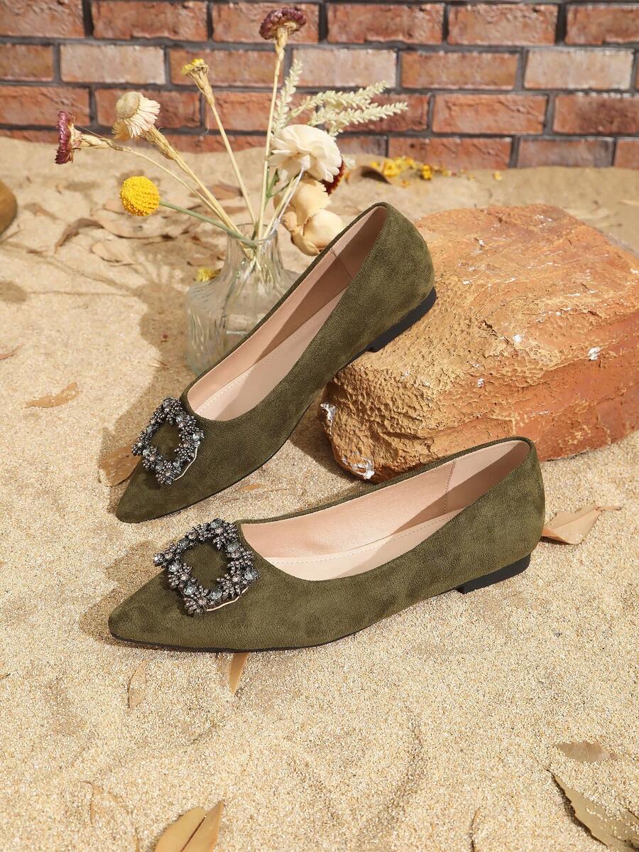 Elevate your everyday wardrobe with these chic women's pointed toe mule flats, designed with a sleek silhouette and a stylish metal buckle for a polished finish. The pointed toe adds a refined touch, while the open-back mule design makes them easy to slip on whenever you're heading out.