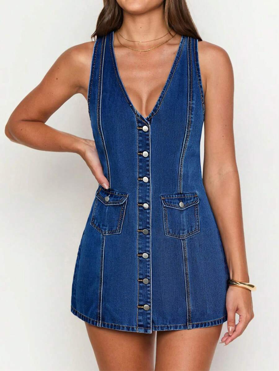 Exude Urban Sophistication in Our Chic Solid Color Denim Midi Dress!

Experience the breathtaking fusion of rugged denim heritage and sharp, modern minimalist tailoring. This stunning sleeveless midi dress is meticulously designed for the woman who values a high-fashion, "quiet luxury" approach to casual wear—the ultimate centerpiece for prestigious weekend brunches, creative city excursions, and high-authority social gatherings.

Iconic Solid Denim Artistry: Featuring a masterfully curated, deep-saturated 