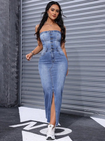 Effortlessly elevate your style with our Chic and Sexy Sleeveless Denim Maxi Dress. Show off your curves with the bodycon fit while staying cool and comfortable in the sleeveless design. Perfect for any occasion, this dress features a daring slit for a touch of sexiness.