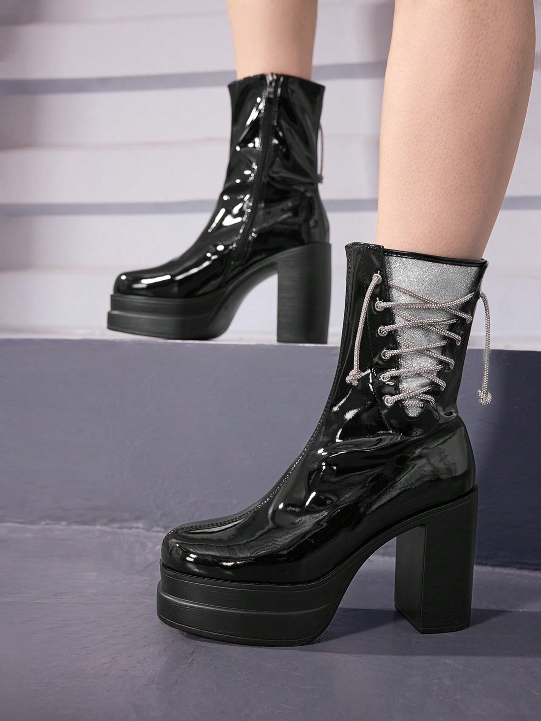 Elevate your style this holiday season with our Chic and Trendy Women's Square Toe Short Boots! These boots add a touch of sophistication and trendiness to any outfit, making them perfect for holiday gatherings. You'll love how comfortable and stylish they are, while impressing everyone with your fashion sense.