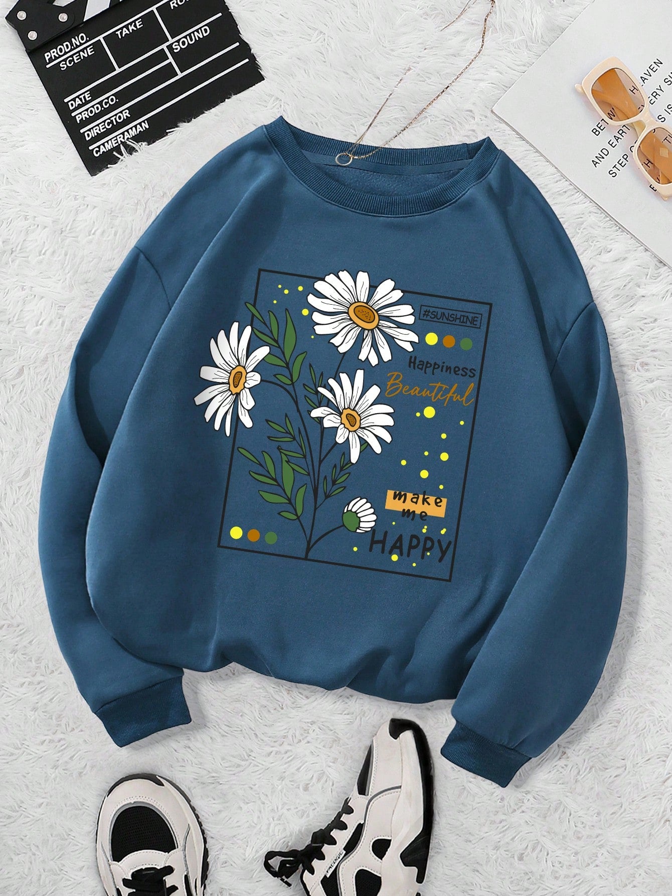 Stay warm and stylish with our Cozy Floral Slogan Thermal-Lined Sweatshirt. The thermal lining provides extra warmth, while the floral design adds a touch of elegance. The slogan adds a trendy and effortless style, making this sweatshirt perfect for any occasion.