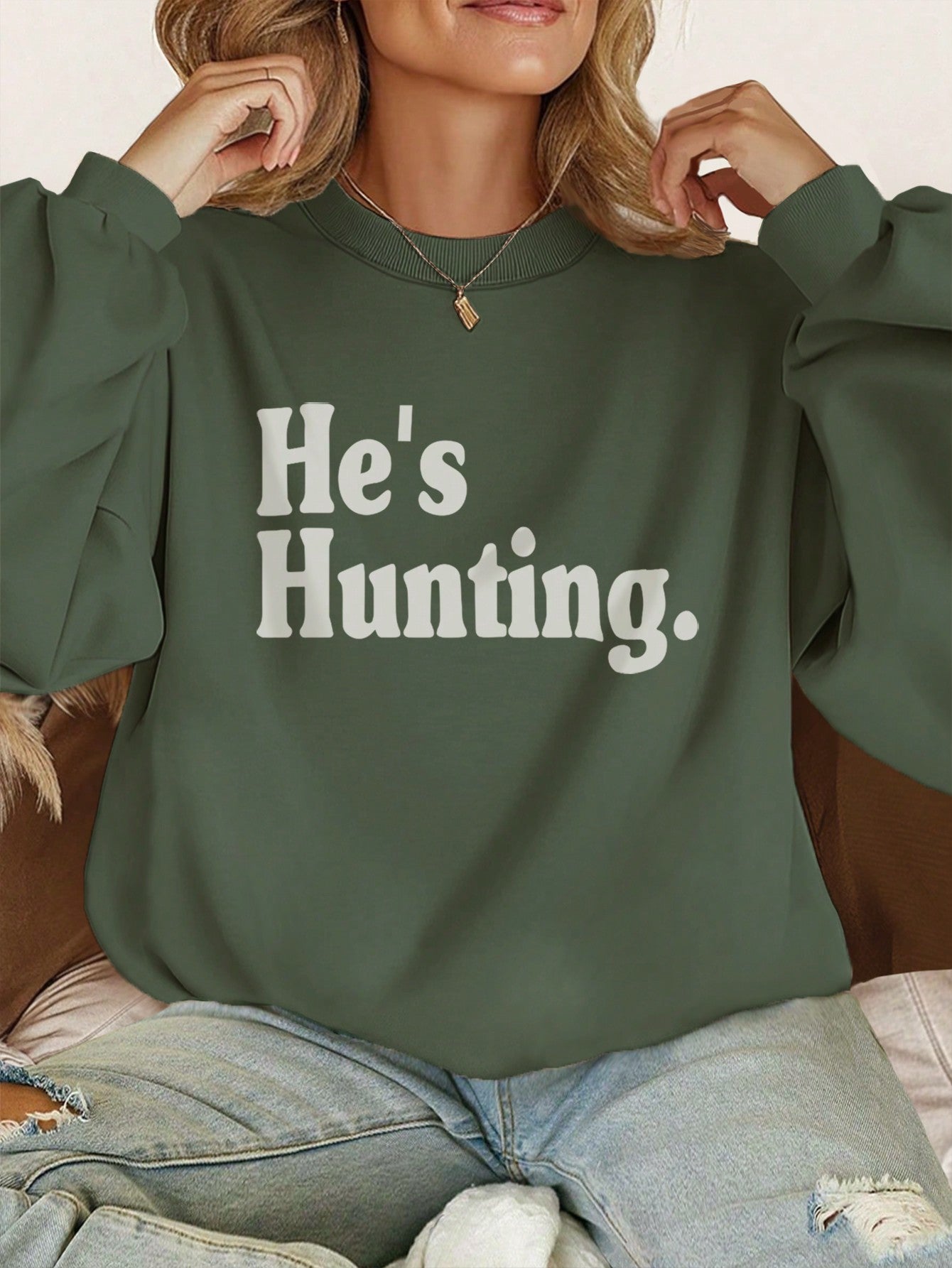 Stay warm and stylish with our Cozy Women's Casual Sweatshirt. The unique letter print adds a playful touch while the soft fabric keeps you comfortable all season long. Perfect for chilly autumn and winter days.