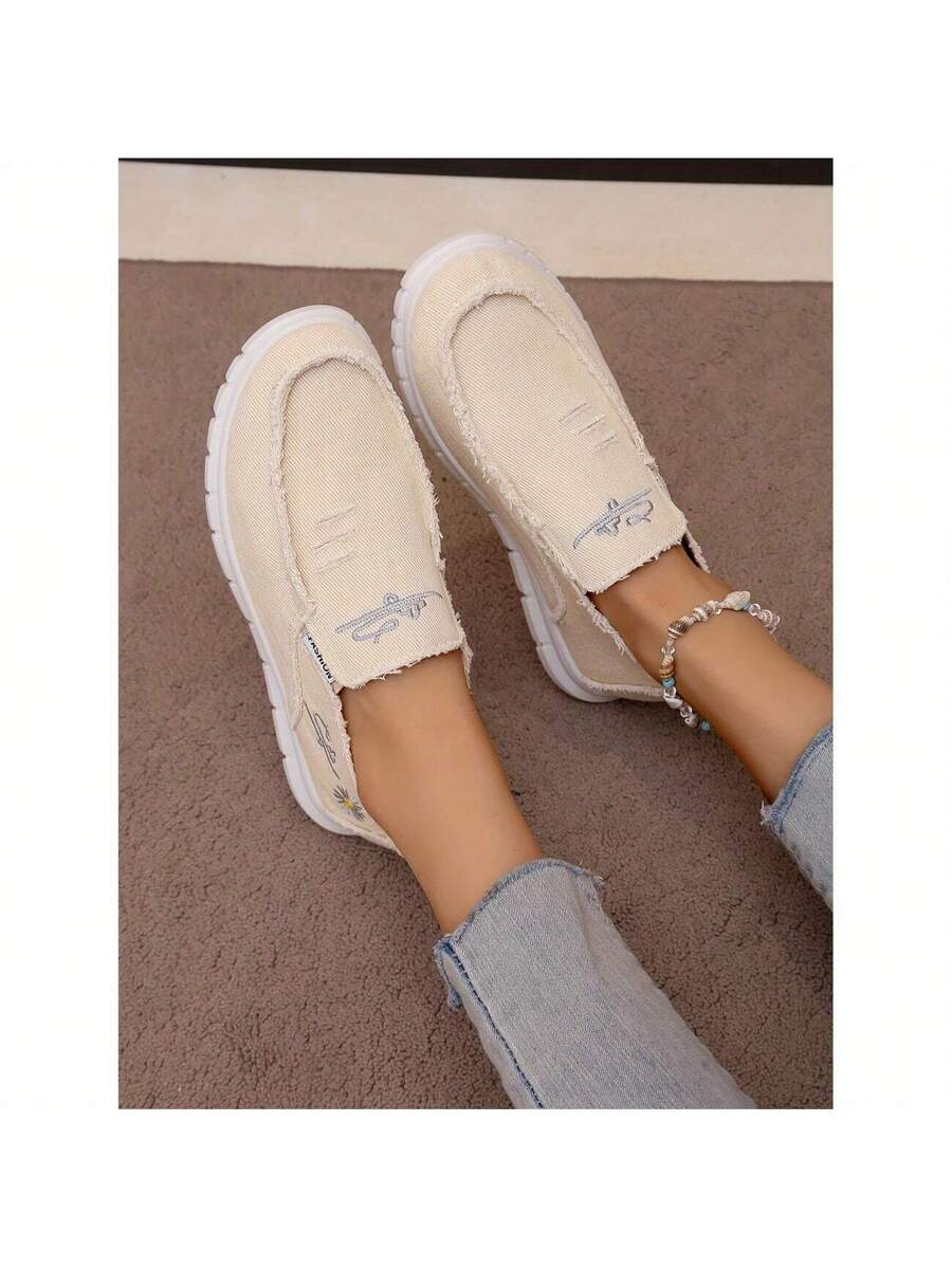 Step into sunshine with these Daisy Embroidered Women's Slip-On Flats! Featuring charming floral embroidery and an easy slip-on design, they bring a burst of playful elegance to any casual outfit. Lightweight and comfy, they’re perfect for days when you want effortless style with a fresh, joyful vibe.