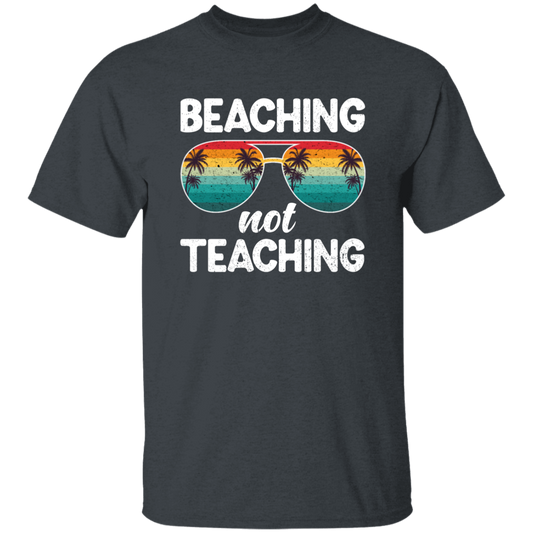 Summer Sunglasses Gift, Vintage Sunset Beaching Not Teaching Summer Unisex T-Shirt