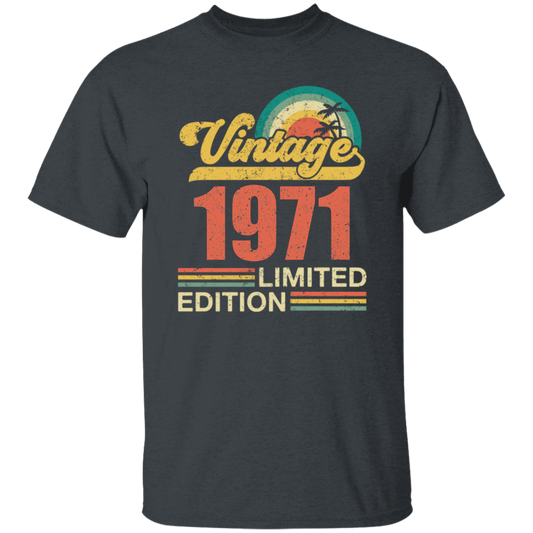 Hawaii 1971 Gift, Vintage 1971 Limited Gift, Retro 1971, Tropical Style Unisex T-Shirt