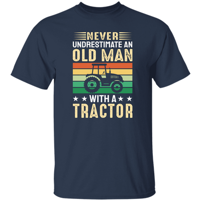 Never Underestimate Am Old Man With A Tractor, Retro Trucktor Unisex T-Shirt