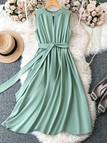 Get ready for summer holidays with Effortless Elegance! Our sleeveless dress is perfect for any casual occasion. With its lightweight fabric and elegant design, you'll stay cool and stylish all day long. Say goodbye to uncomfortable outfits and hello to effortless elegance!