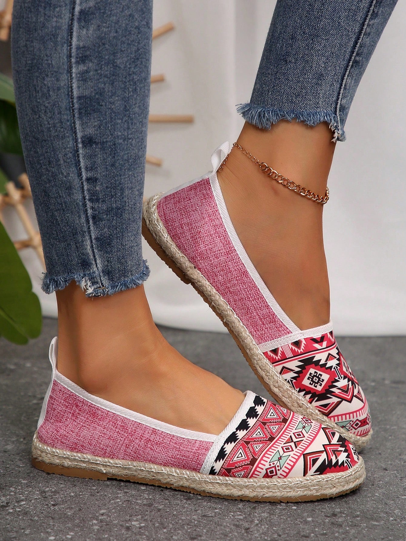 Effortlessly achieve a stylish yet comfortable look with our Women's Black Slip-On Shallow Mouth Flat Shoes. Slip into these chic and versatile flats, designed for easy wear and timeless fashion. Perfect for any occasion, these shoes will effortlessly elevate your wardrobe.