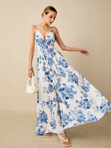 Bloom into summer bliss with our Elegance in Bloom Maxi Dress. Designed with adjustable straps and a floral print, this dress will have you feeling effortlessly stylish. Perfect for any summer occasion, this dress brings comfort, beauty, and a touch of elegance to your wardrobe.