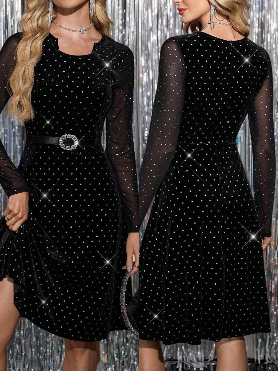 Turn heads with this Elegant A-Line Midi Dress featuring a charming square collar and delicate lace patchwork. Its flattering silhouette and lightweight fabric make it your perfect go-to for brunch dates, garden parties, or spontaneous adventures. Embrace versatility and a playful touch in one effortlessly chic dress!