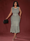 Celebrate summer in style with this Elegant African Linen Maxi Dress, designed for sunny vacations and warm breezes. Its flowing A-line cut flatters every curve, while the sleeveless design keeps you cool and carefree. Made from breathable linen, this plus-size dress combines comfort with vibrant elegance, perfect for dancing, dining, or beach strolls. Embrace effortless charm and feel fabulous wherever summer takes you!