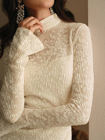 Turn heads and twirl effortlessly in this Elegant Apricot Waist-Cinched Long Maxi Dress—your perfect partner for romantic evenings. Its flattering waist cinch highlights your silhouette, while the flowing maxi length adds a touch of dreamy grace. Whether it’s a candlelit dinner or a sunset stroll, this dress brings a playful charm and delicate elegance to every moment. Feel confident, flirty, and ready to make memories that last.