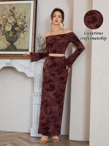 Embrace the season with this stunning two-piece set that effortlessly transitions from brunch to evening plans. The V-neck ruched top flatters your silhouette while the flowing A-line maxi skirt moves beautifully with every step. Featuring an enchanting dry leaf print that captures autumn's magic, this set brings warmth and sophistication to your wardrobe. Mix and match the pieces for endless styling possibilities, or wear them together for an instantly polished look. Perfect for those moments when you want