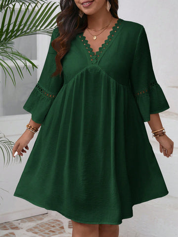 Step out in style with our Elegant Bohemian Plus Size Dress! Featuring stunning contrast lace and flared sleeves, this dress will add a touch of boho charm to your wardrobe. Perfect for any occasion, it's the ultimate combination of elegance and comfort. Get ready to turn heads and make a statement!