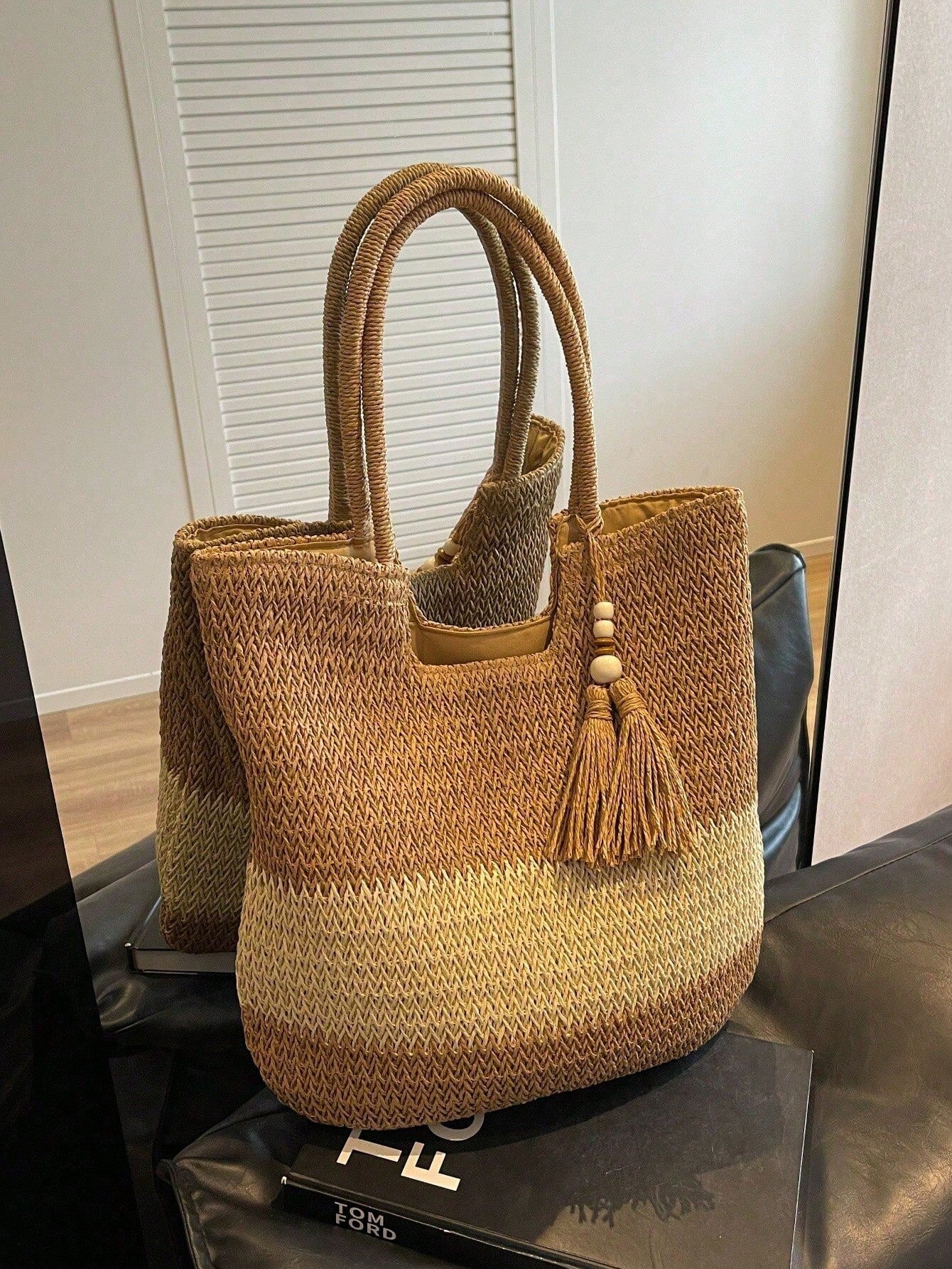 Add a splash of boho charm to your day with this elegant woven tote bag! Lightweight yet roomy, it’s your perfect companion for beach getaways or bustling city commutes. Carry your essentials in style and let the playful, handcrafted design brighten every outing.
