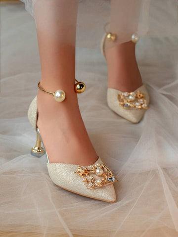 Step into charm and sparkle with these Elegant Faux Pearl Accent Rhinestone High Heel Pumps. Perfect for weddings or Valentine’s celebrations, they add a flirty touch with shimmering rhinestones and sophisticated faux pearls. Elevate your style and dance the night away feeling fabulous and fun!